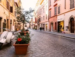 Trastevere Rome: Guided Walking Tour + Basilica of Santa Maria Entry